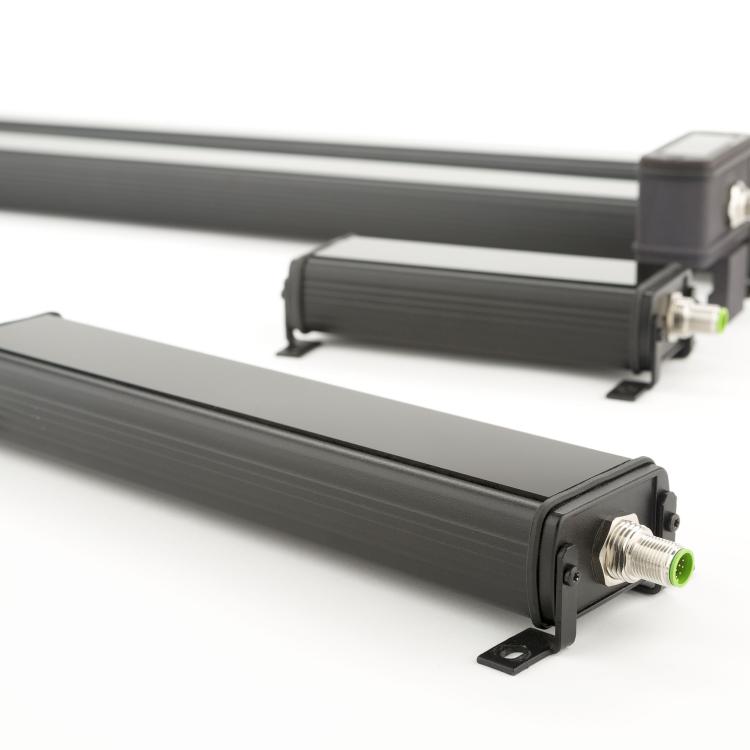 Roll-2-Roll Sensor Line up from 48 mm to 900 mm sensing window